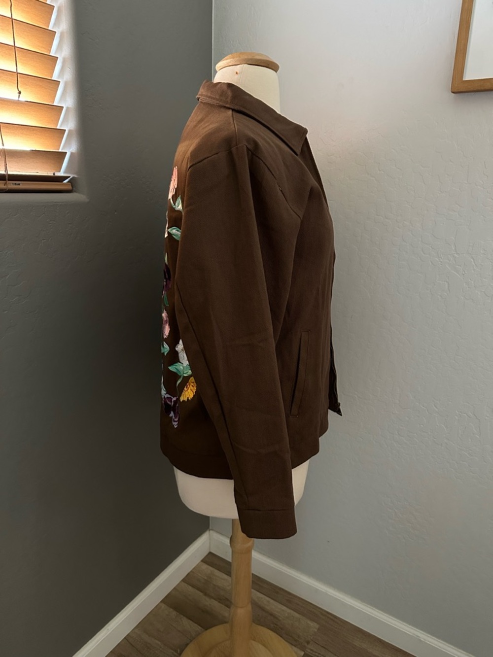 Taylor Swift Acoustic Piano Work Jacket size L - Picture 5 of 9